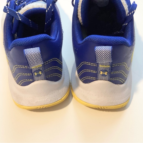 Under Armour Steph Curry 3Z6 Basketball Sneakers - Size 5 Youth - Picture 4 of 8